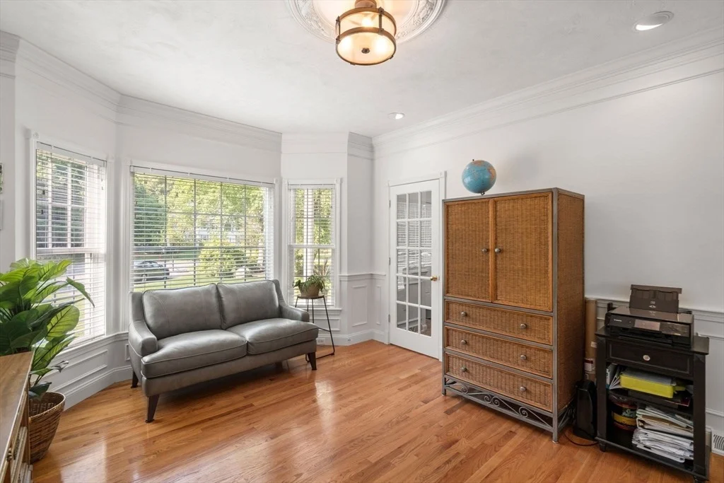 Photo of 140 Elmshade Dr