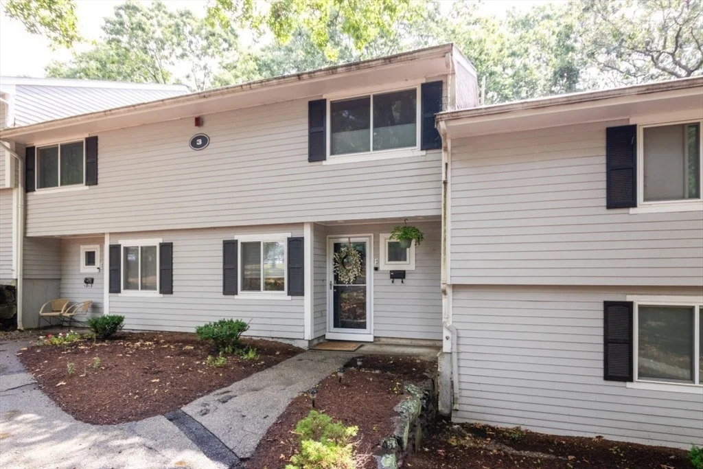 Photo of Unit F at 3 Beals Cove