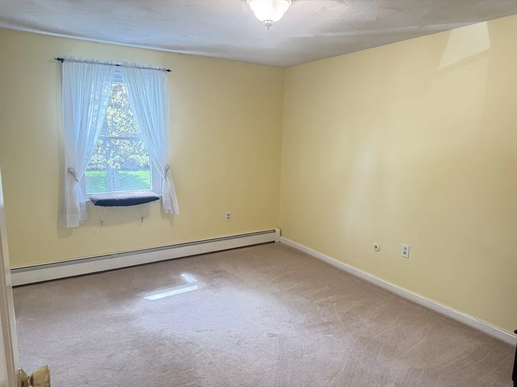 Photo of 6 Larson Rd