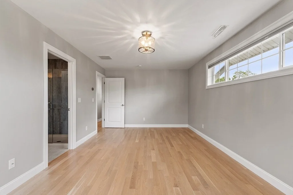 Photo of 173 Beach Road