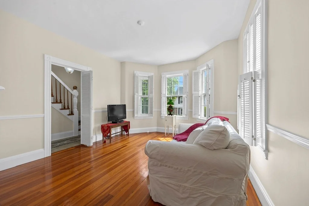 Photo of 16 Shakespeare Road