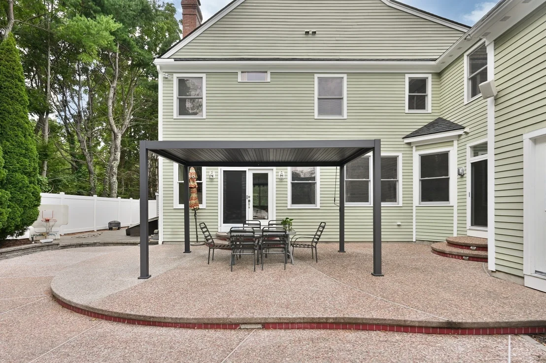 Photo of 2 Wild Meadow Ln