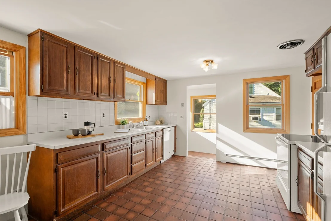 Photo of 298 Forest St