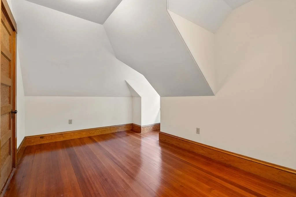 Photo of 43 Bailey Rd