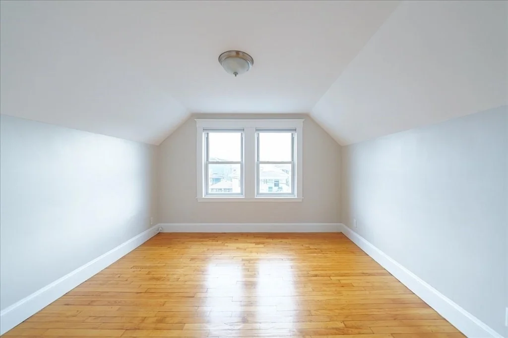 Photo of Unit 2 at 27 Exeter