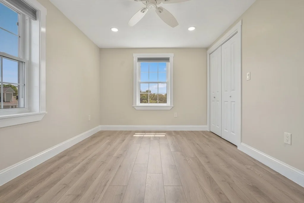 Photo of 10 Thirteenth St