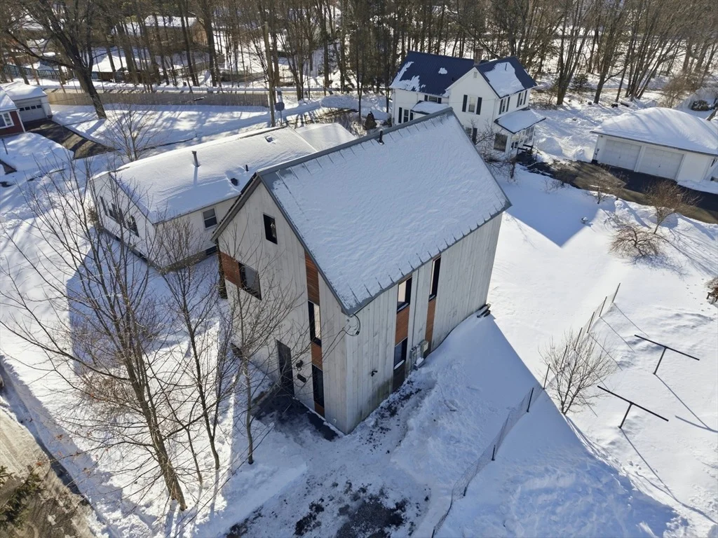 Photo of 2 Juniper St