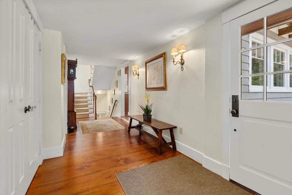 Photo of 32 Intervale Rd