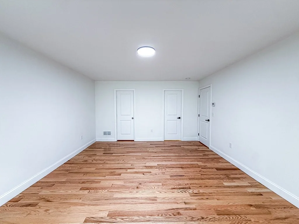 Photo of 11 Farland Cir