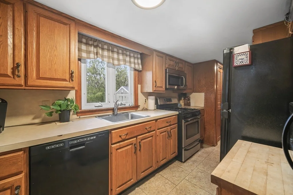 Photo of 105 Ann Vinal Rd