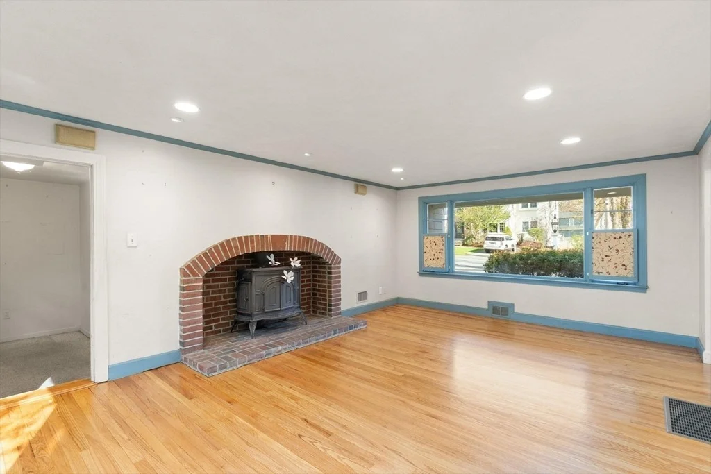 Photo of 4 Strout Ave