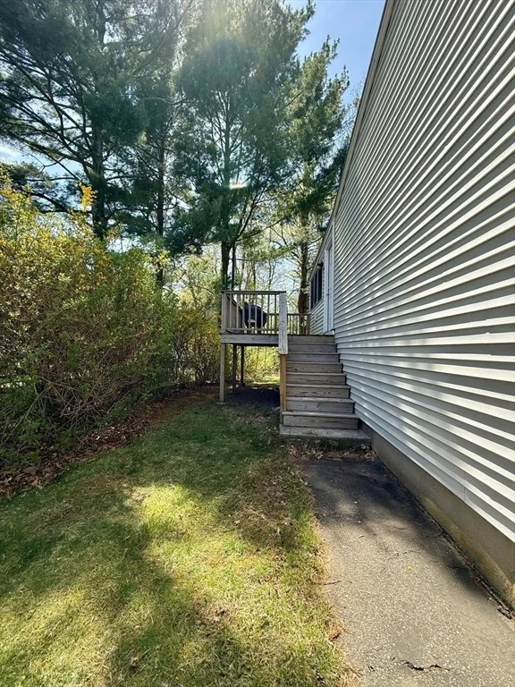 Photo of 4 Fernandez Circle