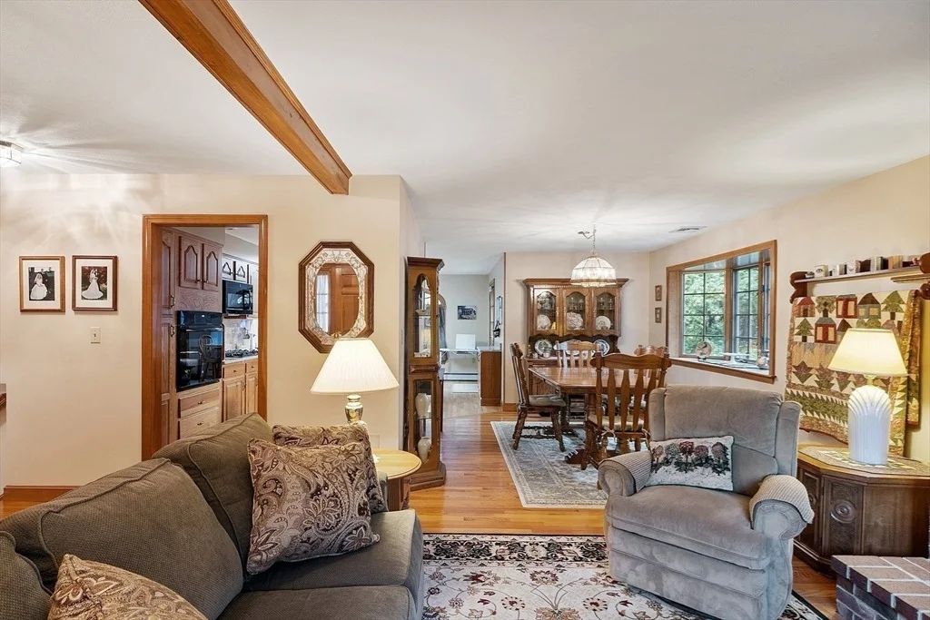 Photo of 2 Tomah Dr