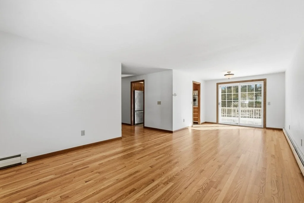 Photo of 132 Pondview Dr
