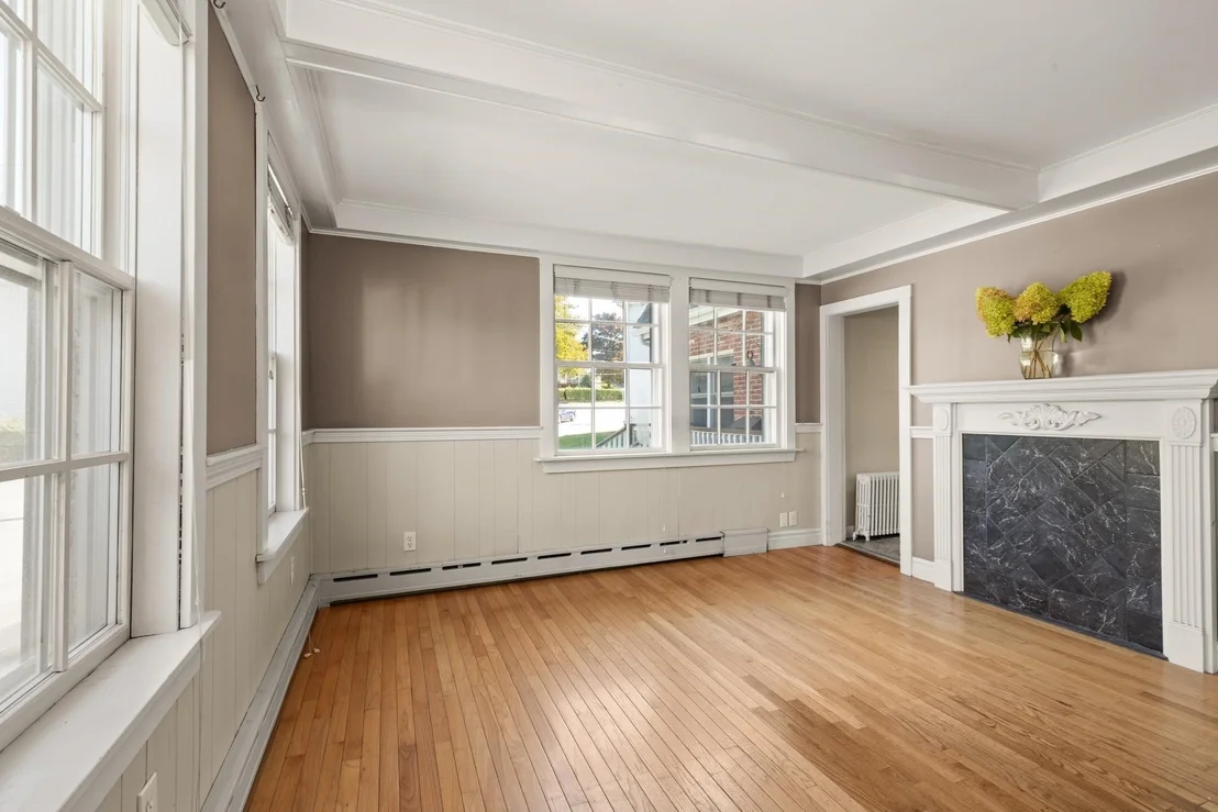 Photo of 19 Highland St