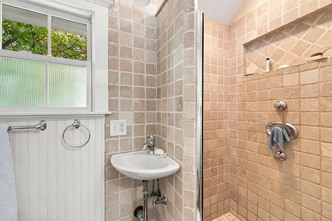 Photo of 24 Ocean Avenue