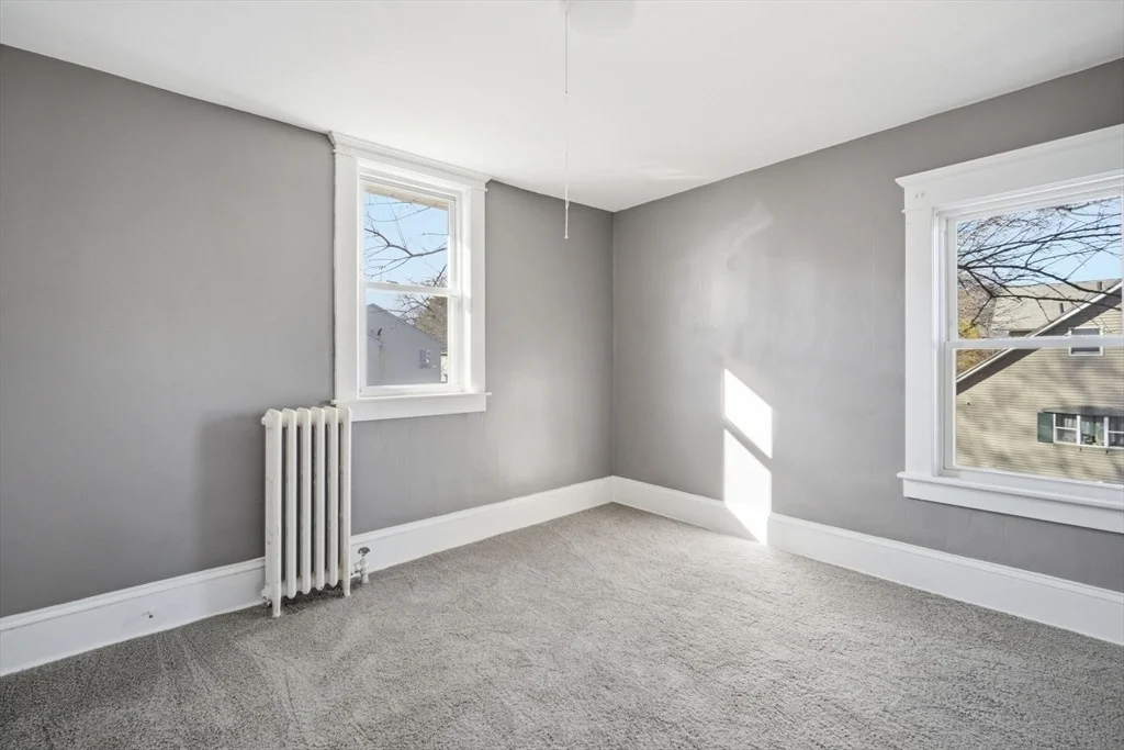 Photo of 152 Monrovia St