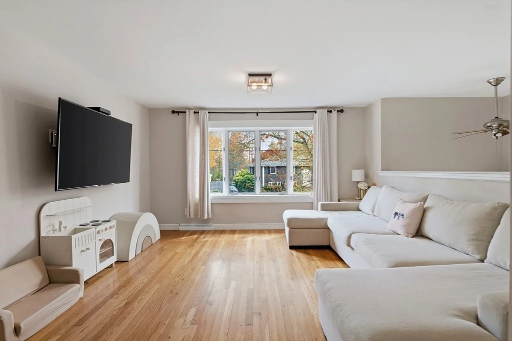 Photo of 8 Bicknell St