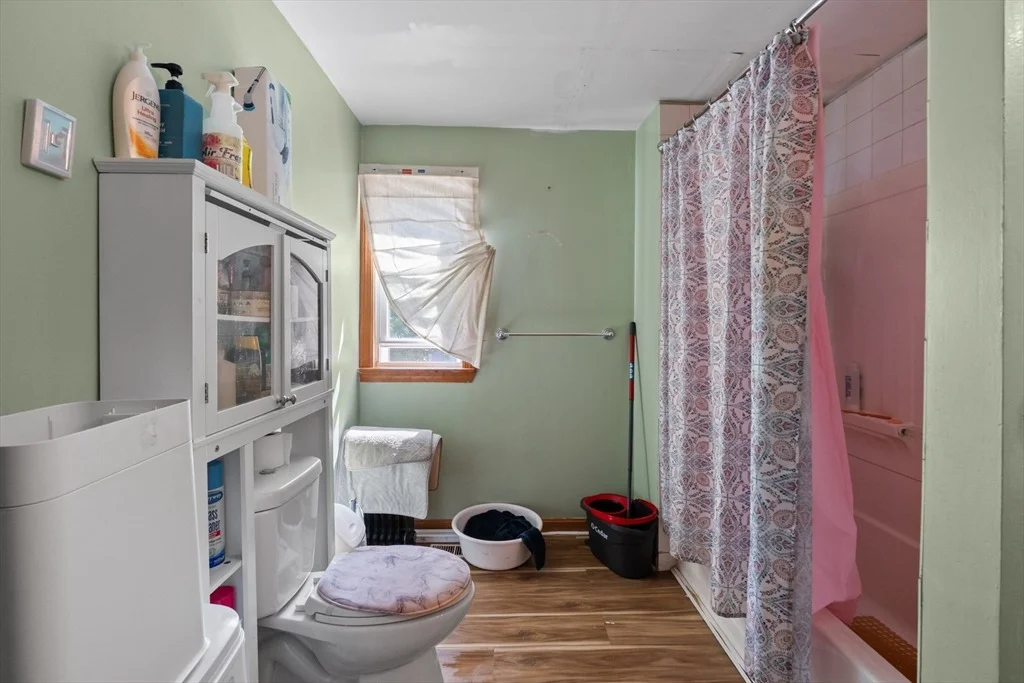 Photo of 554 Third St