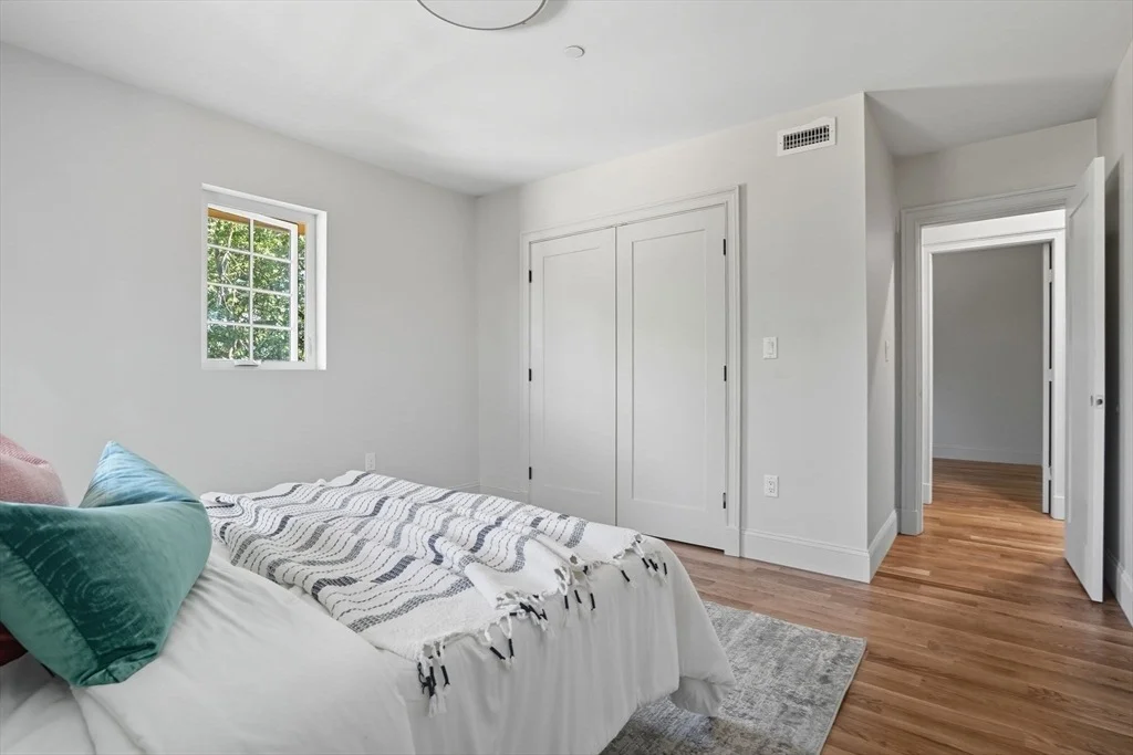 Photo of 9 Lovis Ave