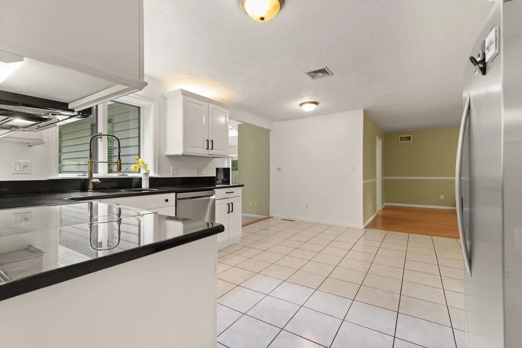 Photo of 9 Arnold Rd