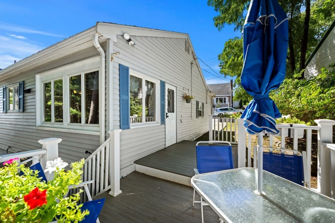 Photo of 28 Dambrosio Rd