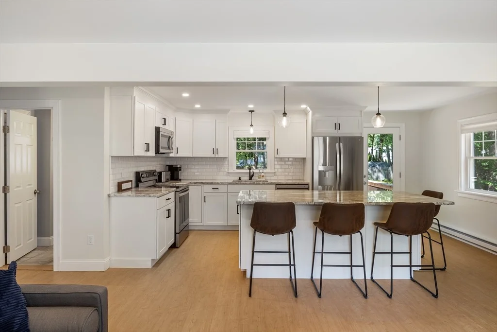 Photo of 275 Wells Highlands