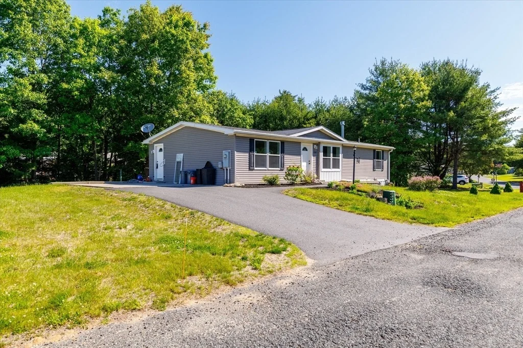 Photo of 164 Robert Drive