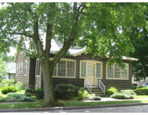Photo of 11 Barnes Ave