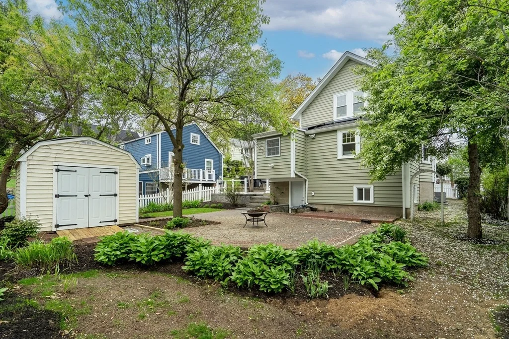 Photo of 20 Riverview St