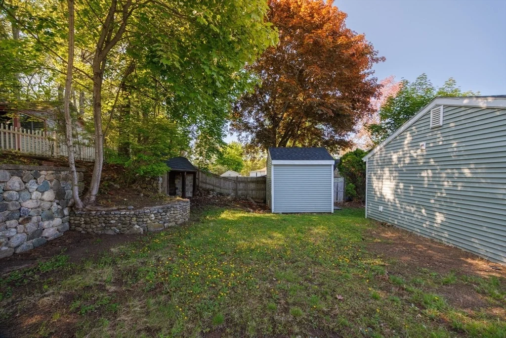Photo of 8 Freeman Ave
