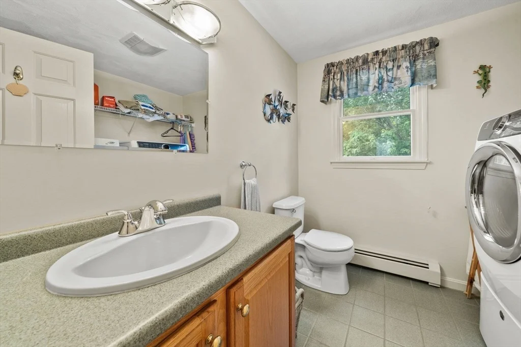 Photo of 31 Emerald Dr