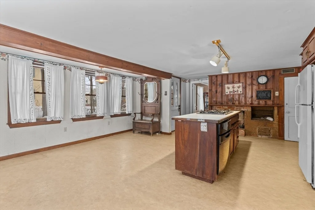 Photo of 146 Elm St