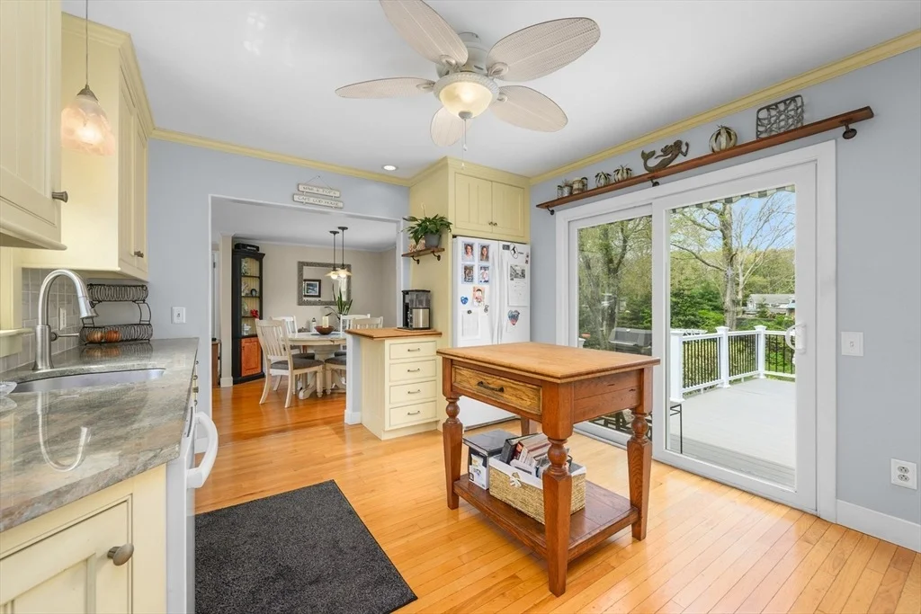 Photo of 24 Acorn Dr
