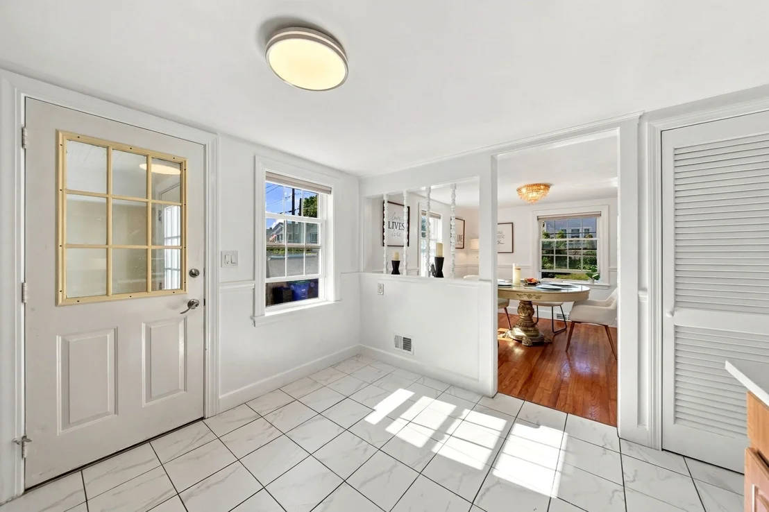 Photo of 147 Elmlawn Rd