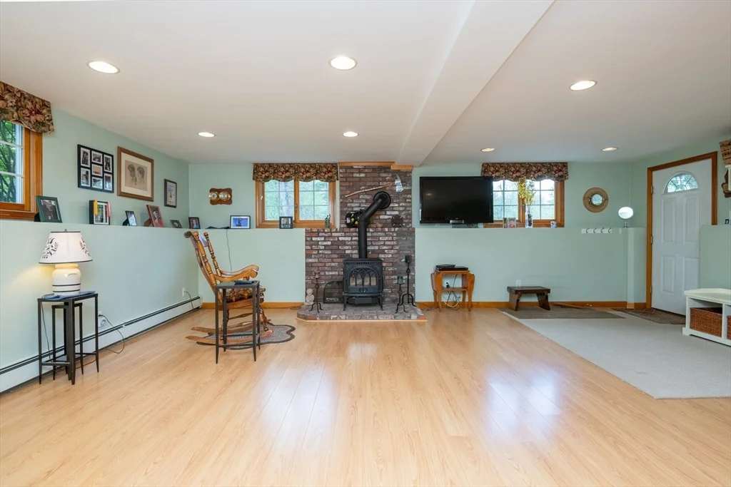 Photo of 37 Colrain Rd