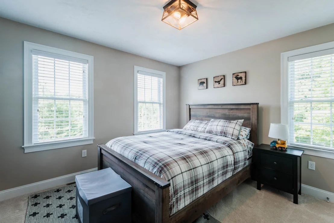 Photo of 493 Taylor Rd