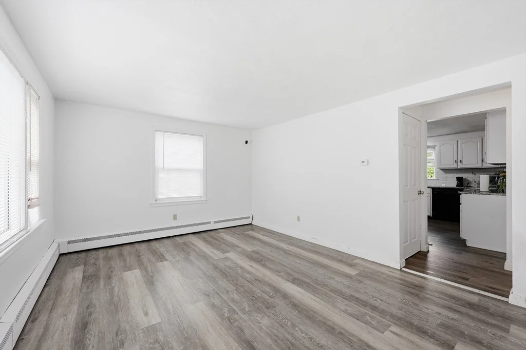 Photo of 55 River Rd