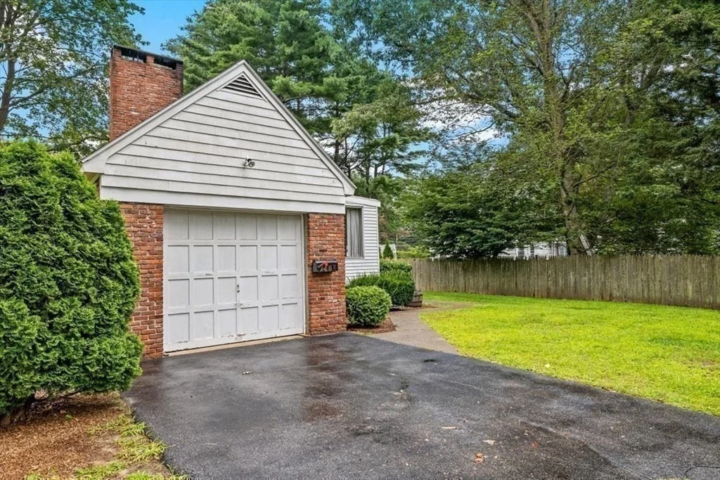 Photo of 48 Fuller Rd