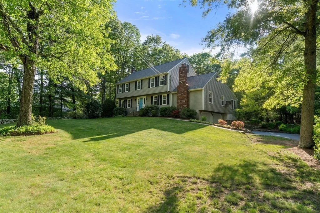 Photo of 2 Downingwood Dr