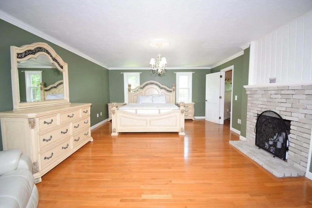 Photo of 14 Colonial Drive