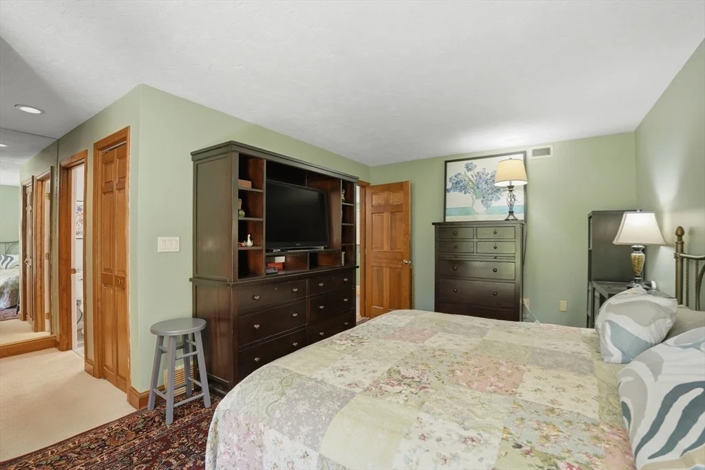 Photo of 353 Marshall Street