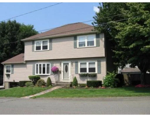 Photo of 9 Arnold Ave