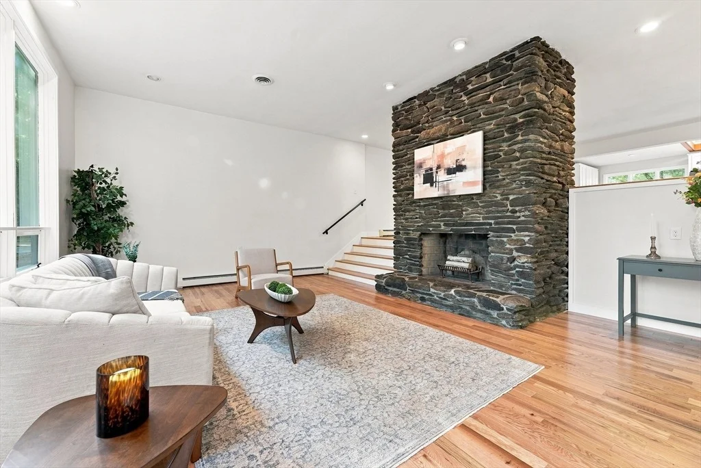 Photo of 20 Longfellow Rd