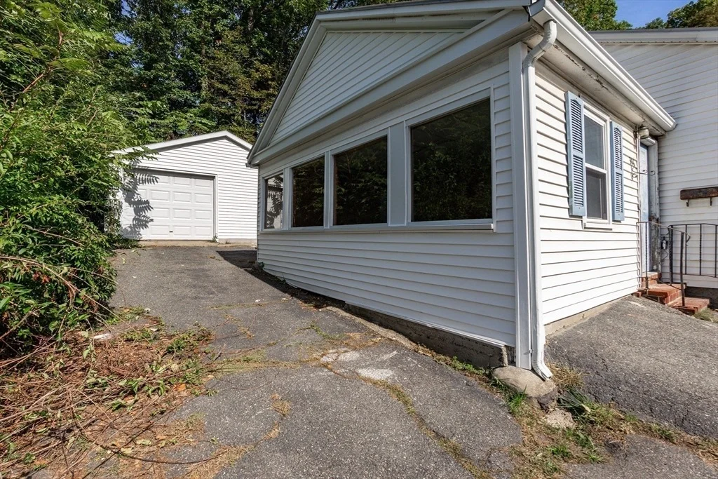 Photo of 306 Paradise Road