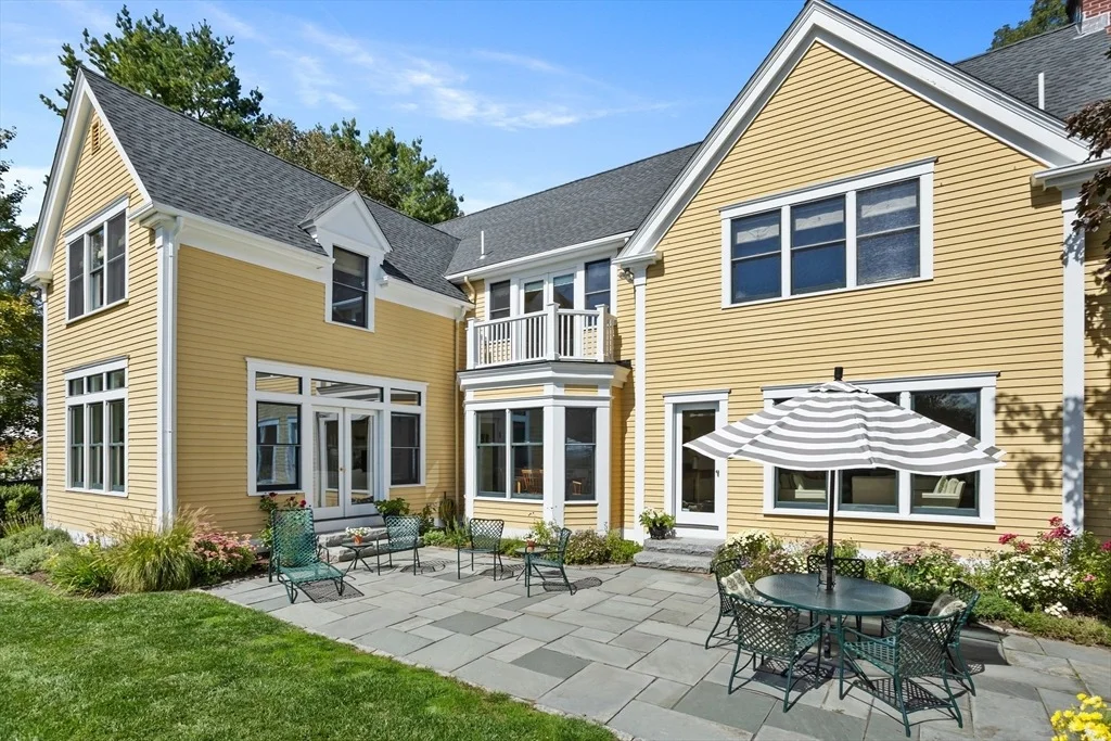 Photo of 612 Lexington