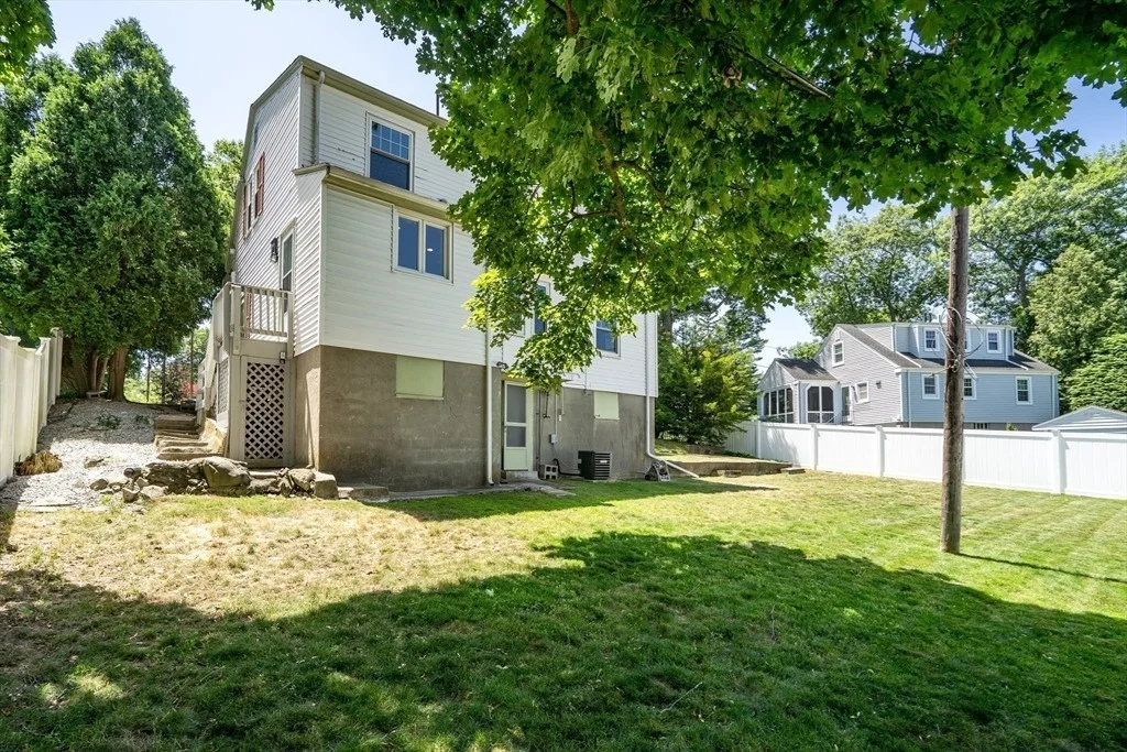 Photo of 16 Roundwood Rd