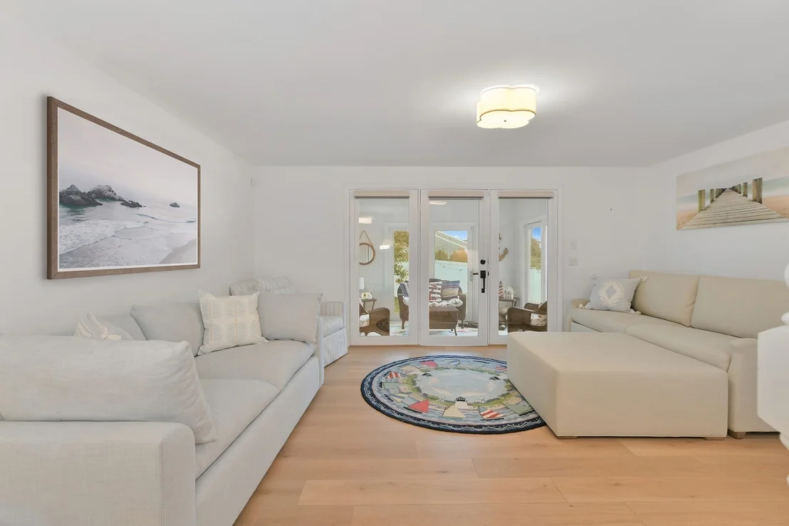 Photo of 7 Oxford Dr