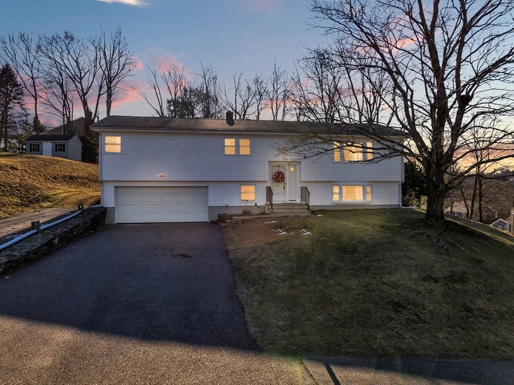 Photo of 132 Winifred Ave