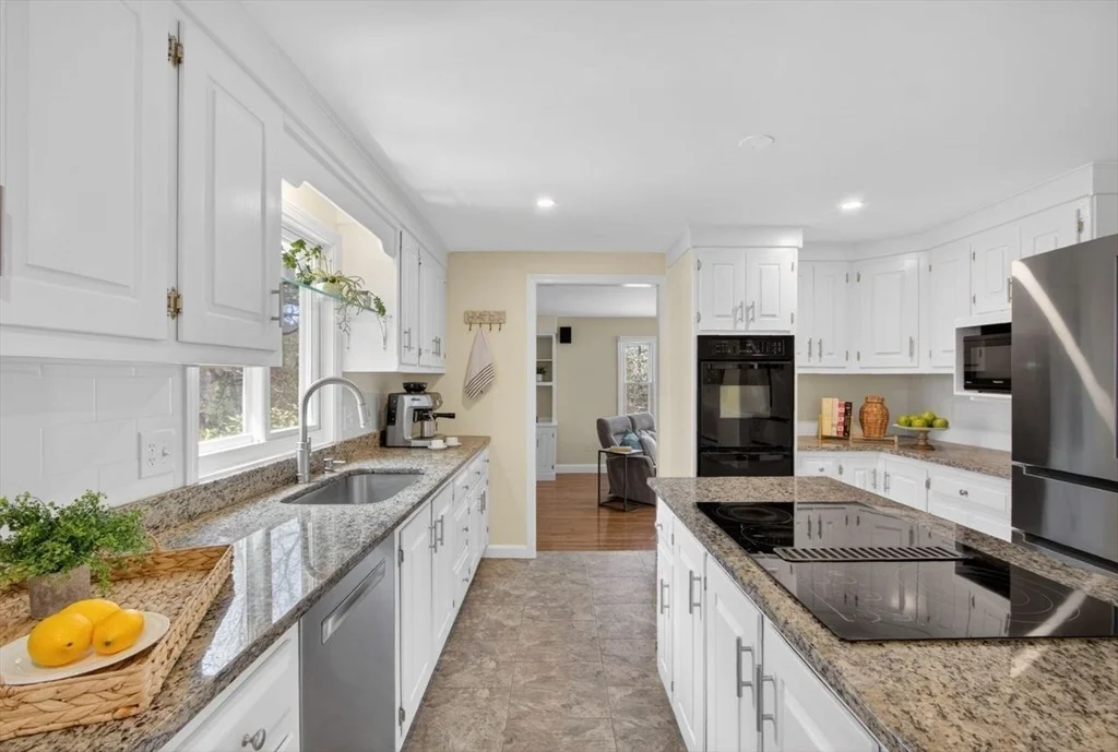 Photo of 294 Bear Hill Road